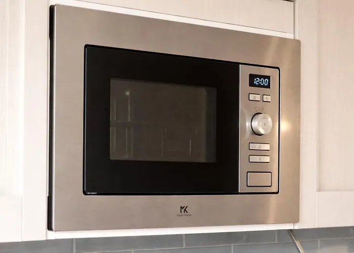 Private Parking And Pool - Mediterranean Horizon Ml