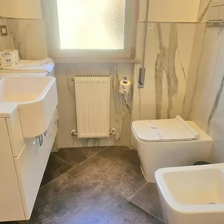 Private Parking And Pool - Mediterranean Horizon Ml Apartmán