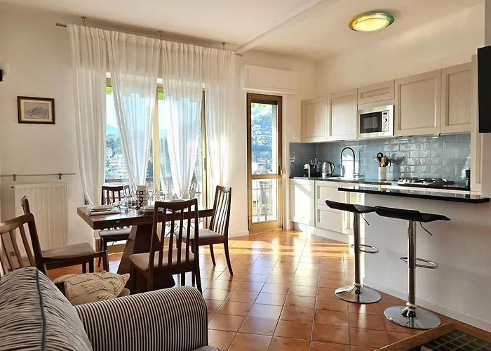 Private Parking And Pool - Mediterranean Horizon Ml